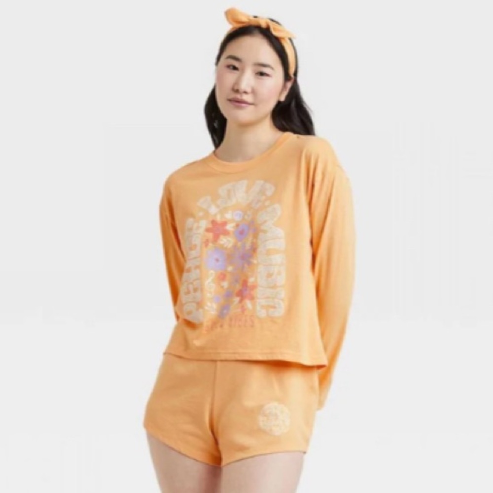 NWT Weekend Soul 3-pc Graphic Long Sleeve and Shorts Pajama Set